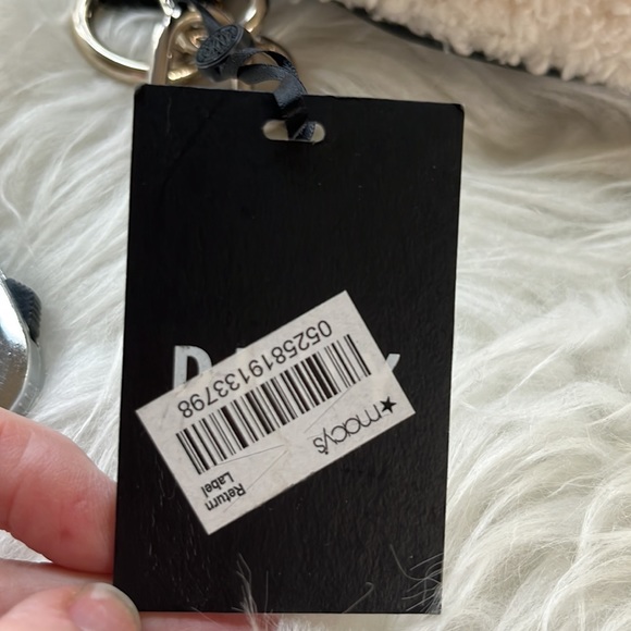 DKNY BUM BAG shearling NWT - Picture 10 of 10